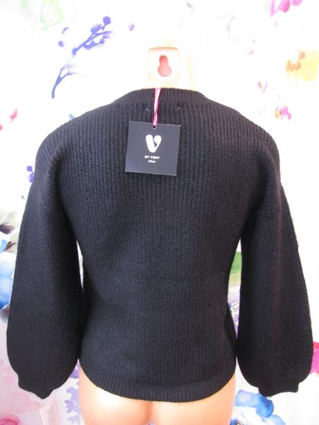 Černý dívčí svetr, vánoční motiv, 140