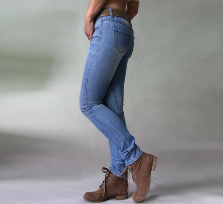 Světle modré slim džíny vel.s, s