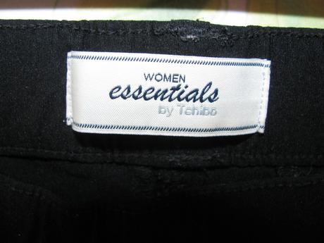 Strečové černé dámské přiléhavé kalhoty, tchibo,36