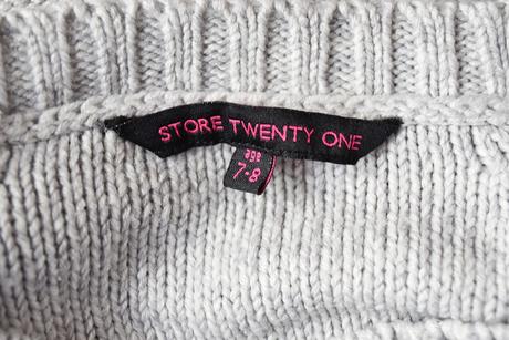 Svetr vel. 7 - 8 let, 128