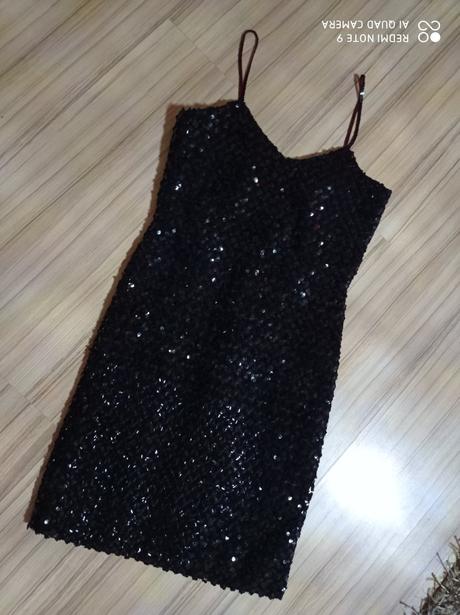 Černé filtrové šaty 40/12, 40