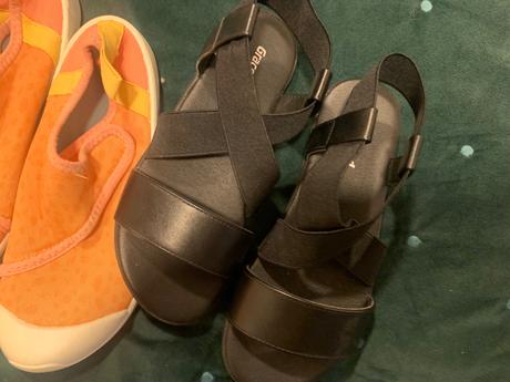 3 ks boty k vodě, 31