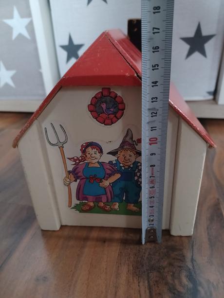 Retro dřevěný domeček pro panenky, 
