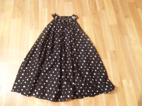 Hvězdičkaté šaty vel. 6-7 m-s, marks & spencer,122