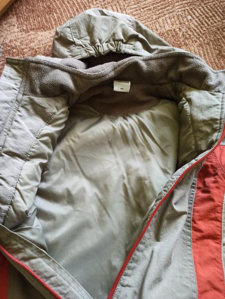 2x zimní bunda a 2x mikina, 104–116