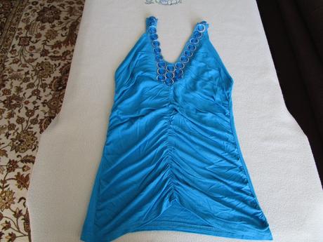 Pěkný modrý bavl. elast. top na ramínka, vel. s, s