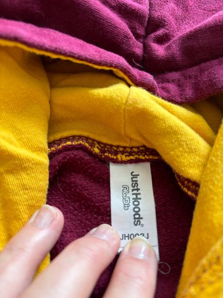 K1/ mikina vínové barvy - v.12/13 let, 158