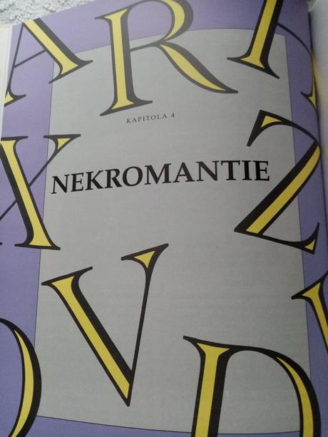 Kniha - věštění osudu,