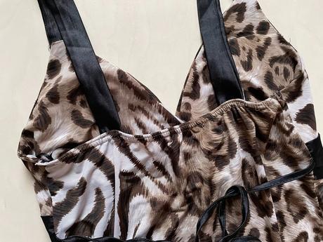 Zvířecí motiv, vel neuvedena cca s - m, m