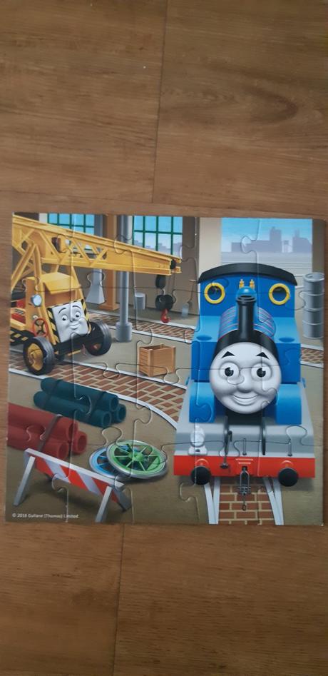 Puzzle 3v1 thonas and friends, 