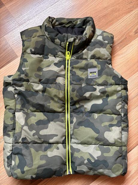 Zateplená vesta, primark,128