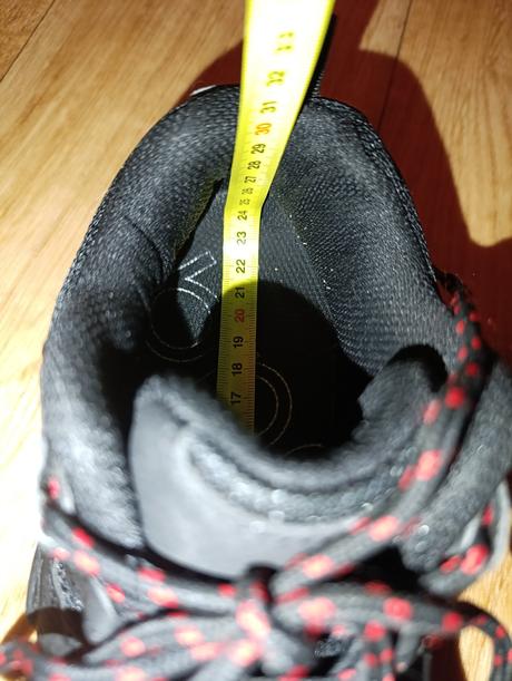 Chlapecké černé boty bpc vel. 38, 38