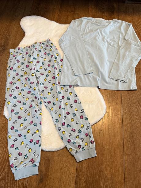 Pyžamo amung us, zara,140