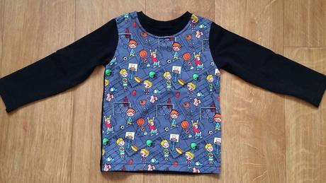 Triko s fotbalisty, 92