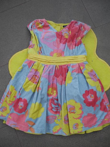 Sametové šaty, 116