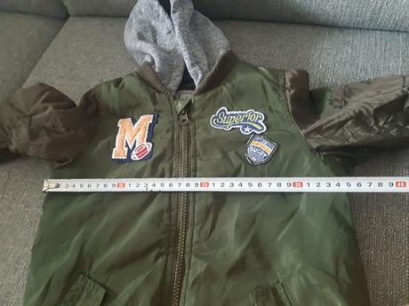 Zimní bunda vel. 3-4 roky, značka neuvedena., 98