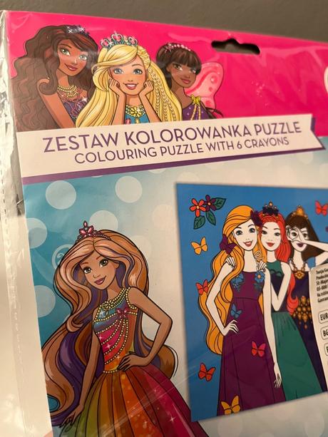 Výtvarné a kreativní potřeby,