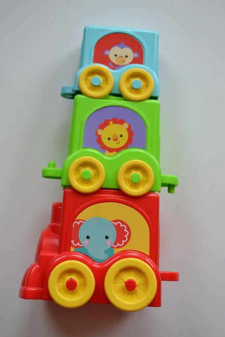 Barevný vláček fisher price, 