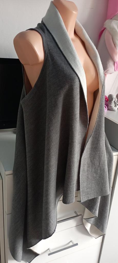 Vesta bez zapínání vel."univerzální", 