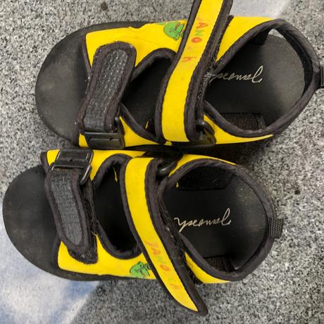 Zlute boty do vody 26, 26