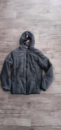 Slabší zimní bunda, 158