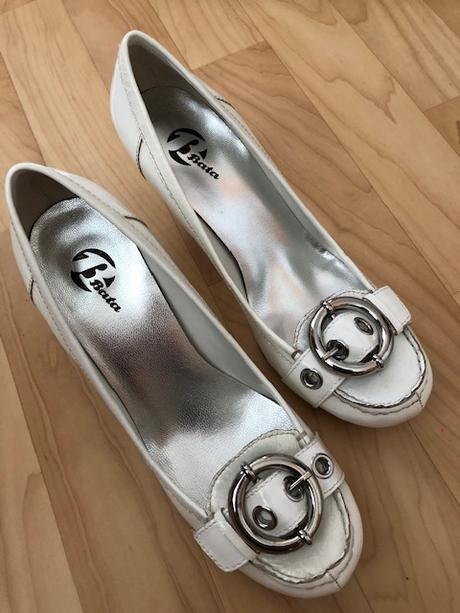 Bílé kožené lodičky, baťa,39