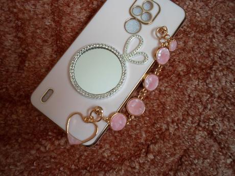 Růžový kryt na telefon moto e7,