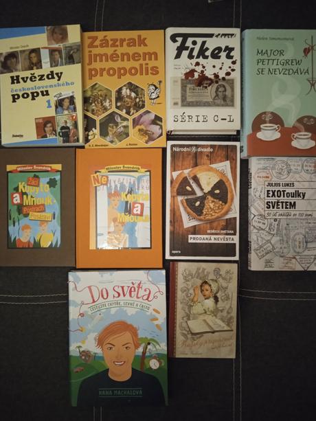 Různé knihy,