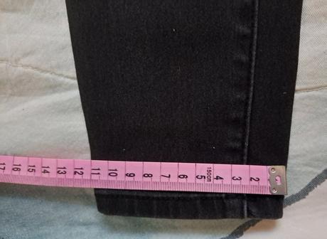 Džíny, reserved,152