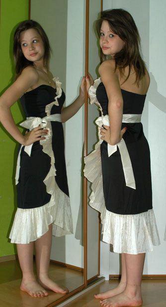 Netradiční společenské šaty, 36