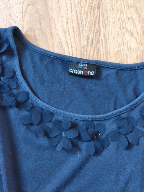 Tmavě modré kytičkové tričko 158/164, s/m, takko,164