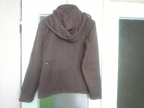 Bunda na podzim/jaro, 152