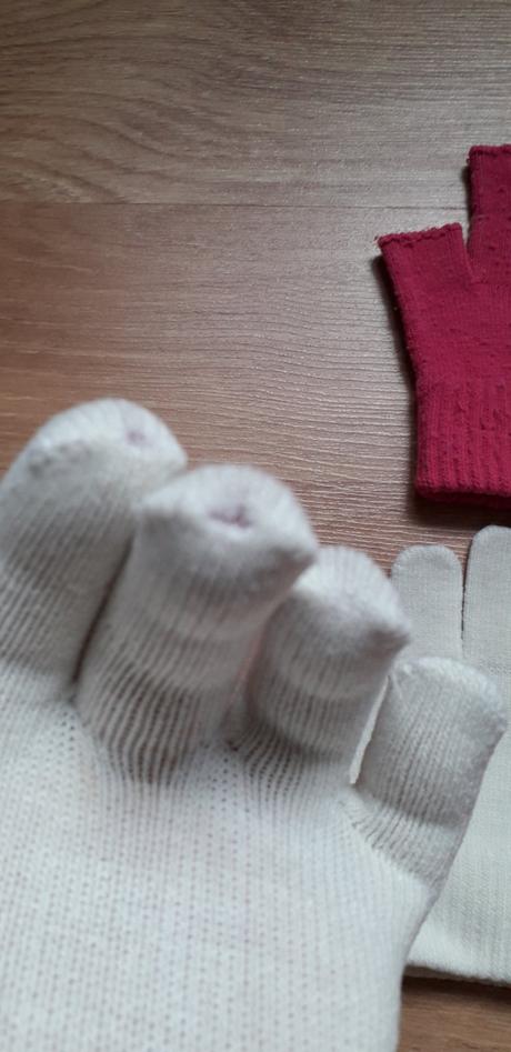 Rukavice hello kitty 6-12 let, c&a,122