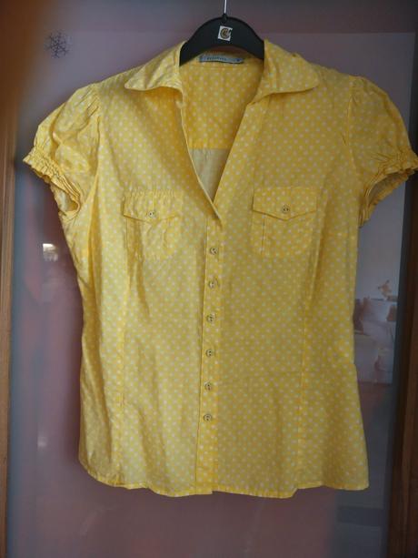 Puntíkovana halenka, reserved,38