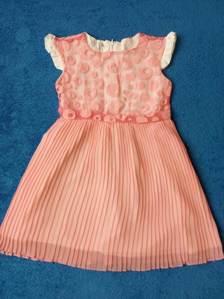 Krásné šaty 5-6let, 116