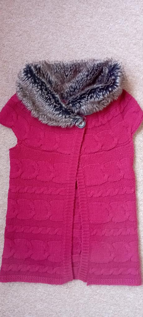 Pletená vesta zn."young dimension", young dimension