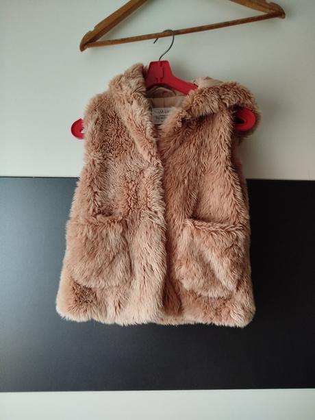 Vesta zn. zara girls vel.122, zara,122