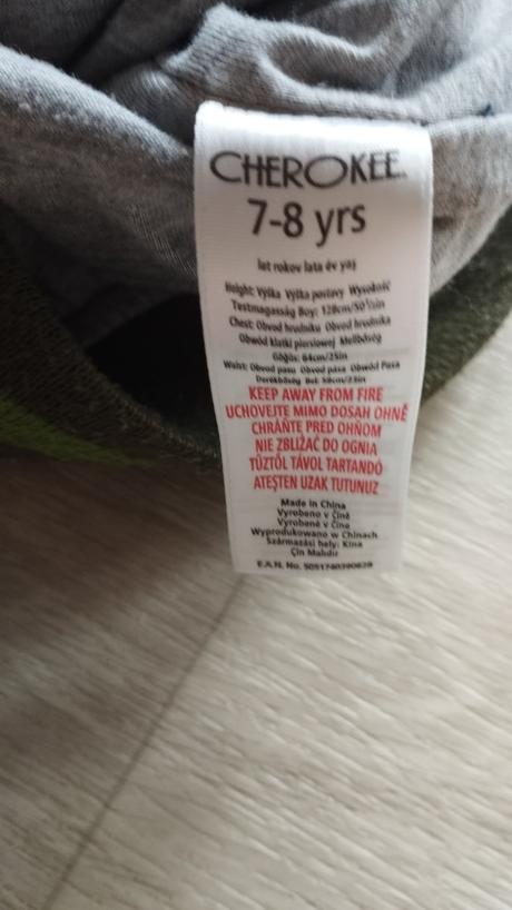 Bunda cherokee, cherokee,122