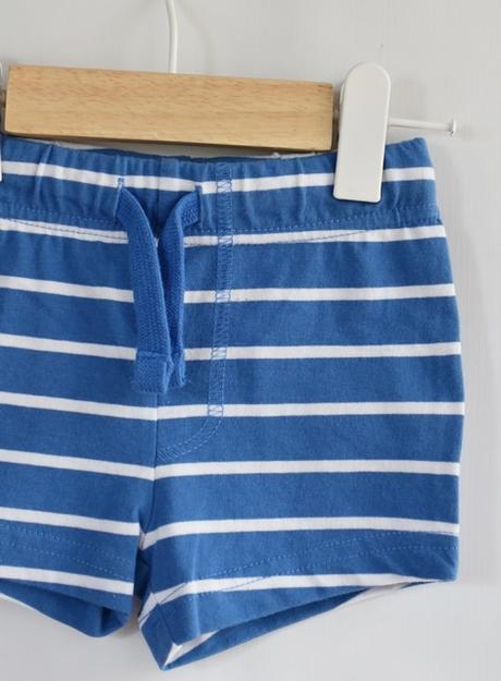 Kraťasy vel. 0 - 3 m, f&f,62