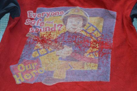 Triko s požárníkem, 98