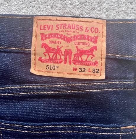 Levis džíny, levis,l