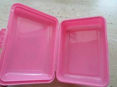 Růžová krabička na svačinu,