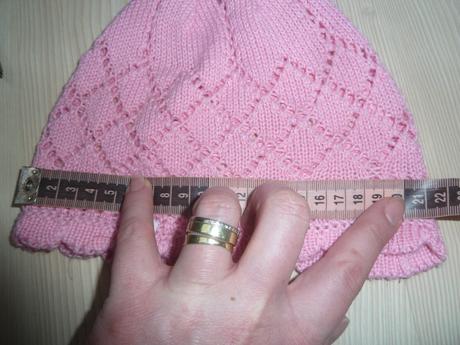 Krajkové pletené čepice, vlček,104