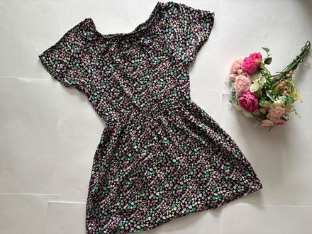 Ob/tunika/šaty černé drobnými květy - v.9/10 let, primark,140