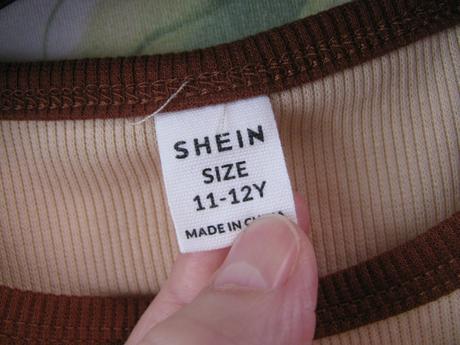 Crop top pružné řádkované tričko, 152