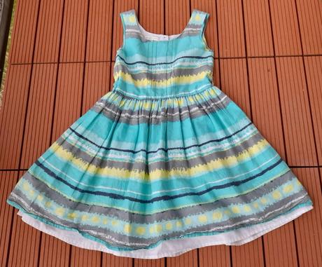 Šatičky 6 let, 110