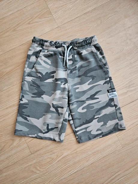 Kraťasy reserved, vel. 146, reserved,146