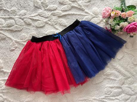 An26/ sukně tylová - v.cca 10-12 let, 140