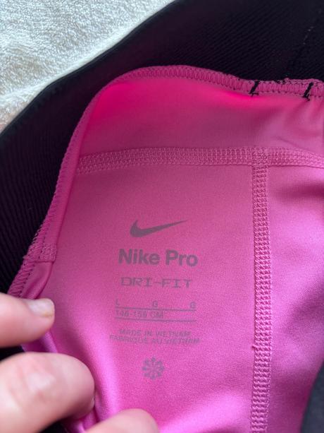 K8/ leginy zn. nike - v.146/152, nike,146