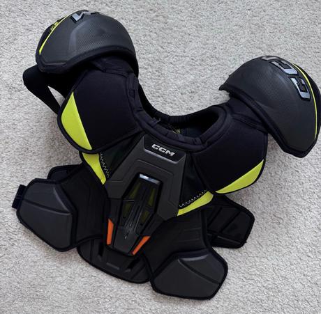 Chrániče ramen ccm tacks xf sr, vel. s, ccm,s